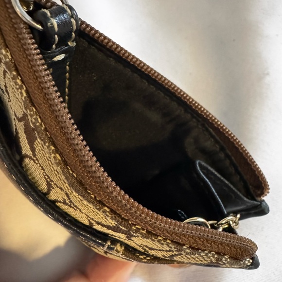 Coach Signature Keychain Wallet - Picture 3 of 6